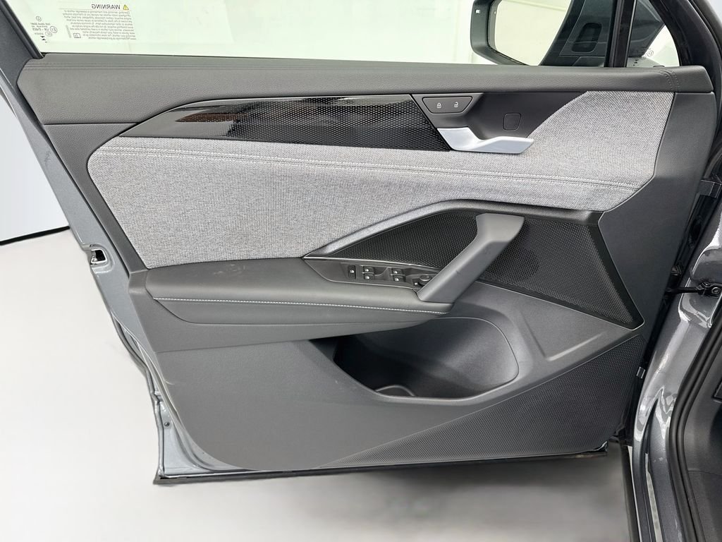 New 2026 Platinum Gray Metallic Volkswagen S image 22