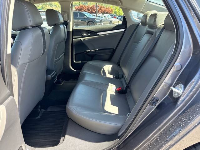 Used 2019 Modern Steel Metallic Honda Touring image 15