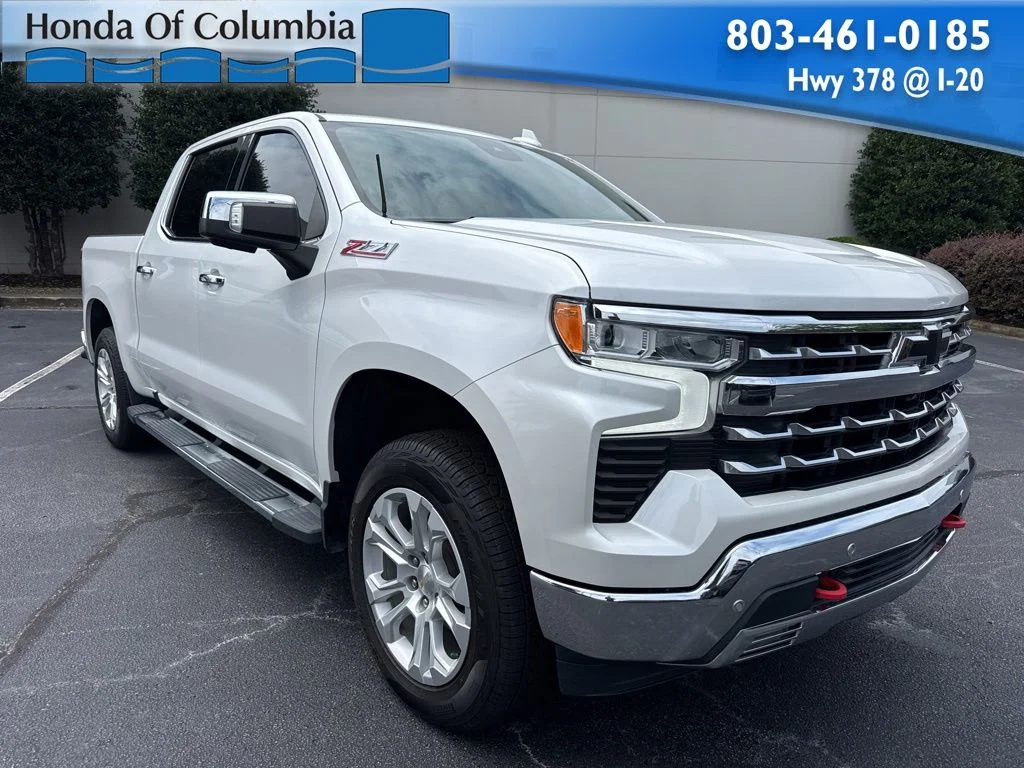 Used 2022 Iridescent Pearl Tricoat Chevrolet LTZ image 1