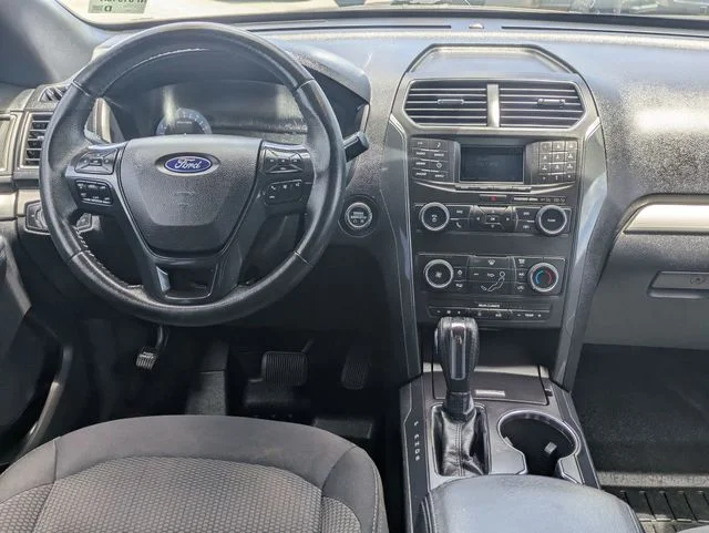 Used 2018 White Ford XLT image 32
