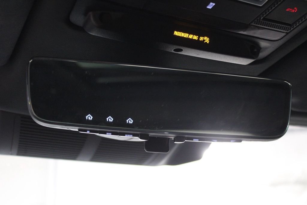 Used 2022  Land Rover XS Edition image 34