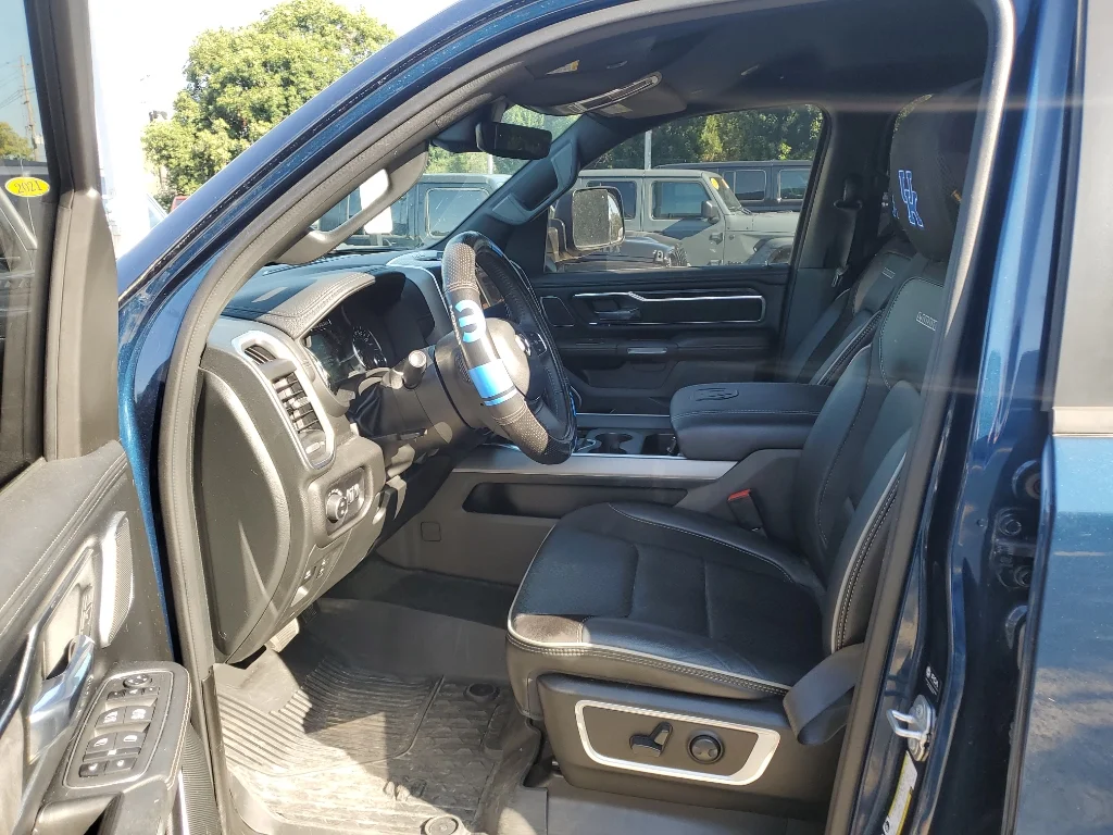 Used 2023 Patriot Blue Pearlcoat Ram Laramie image 8