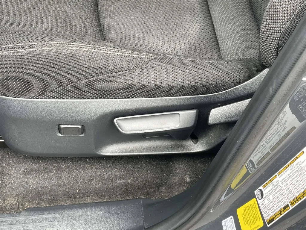 Certified Used 2025 UNDERGROUND Toyota SR5 image 14