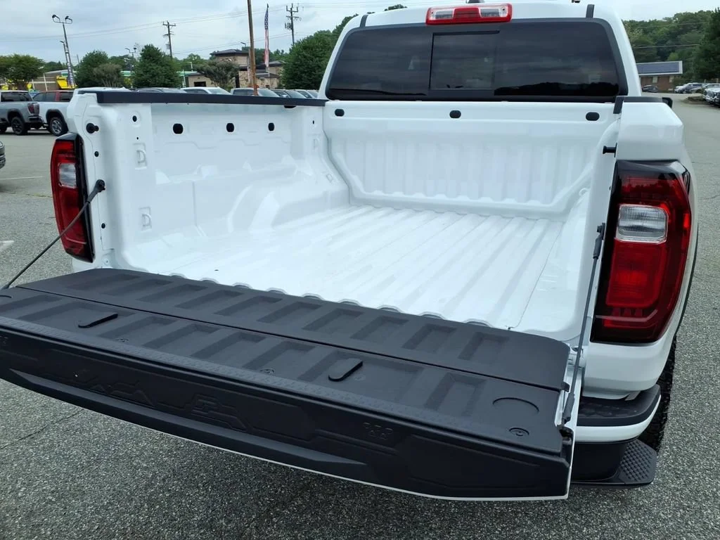 2026 GMC Canyon Elevation - Photo 26