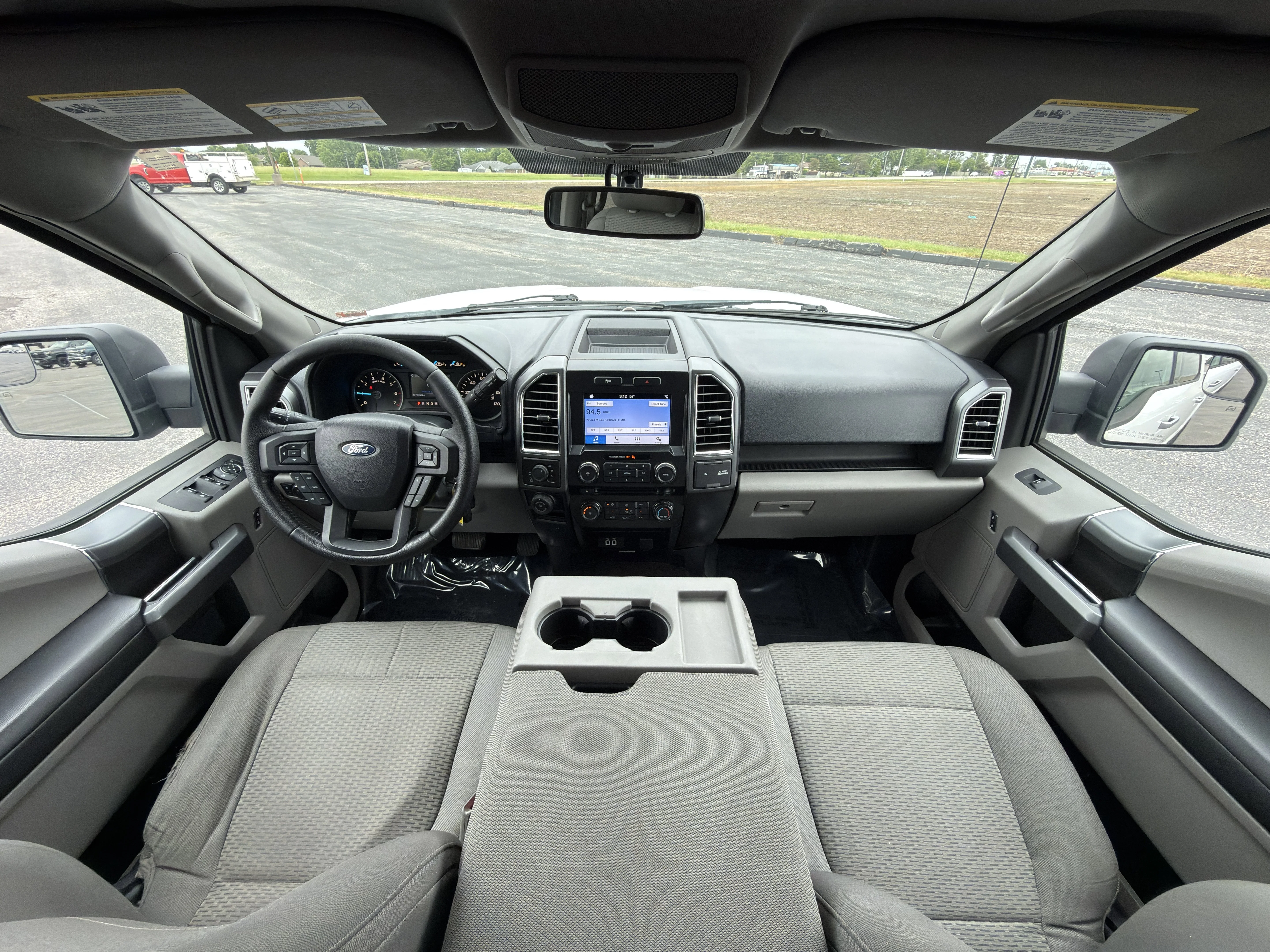 Used 2016  Ford XLT image 12