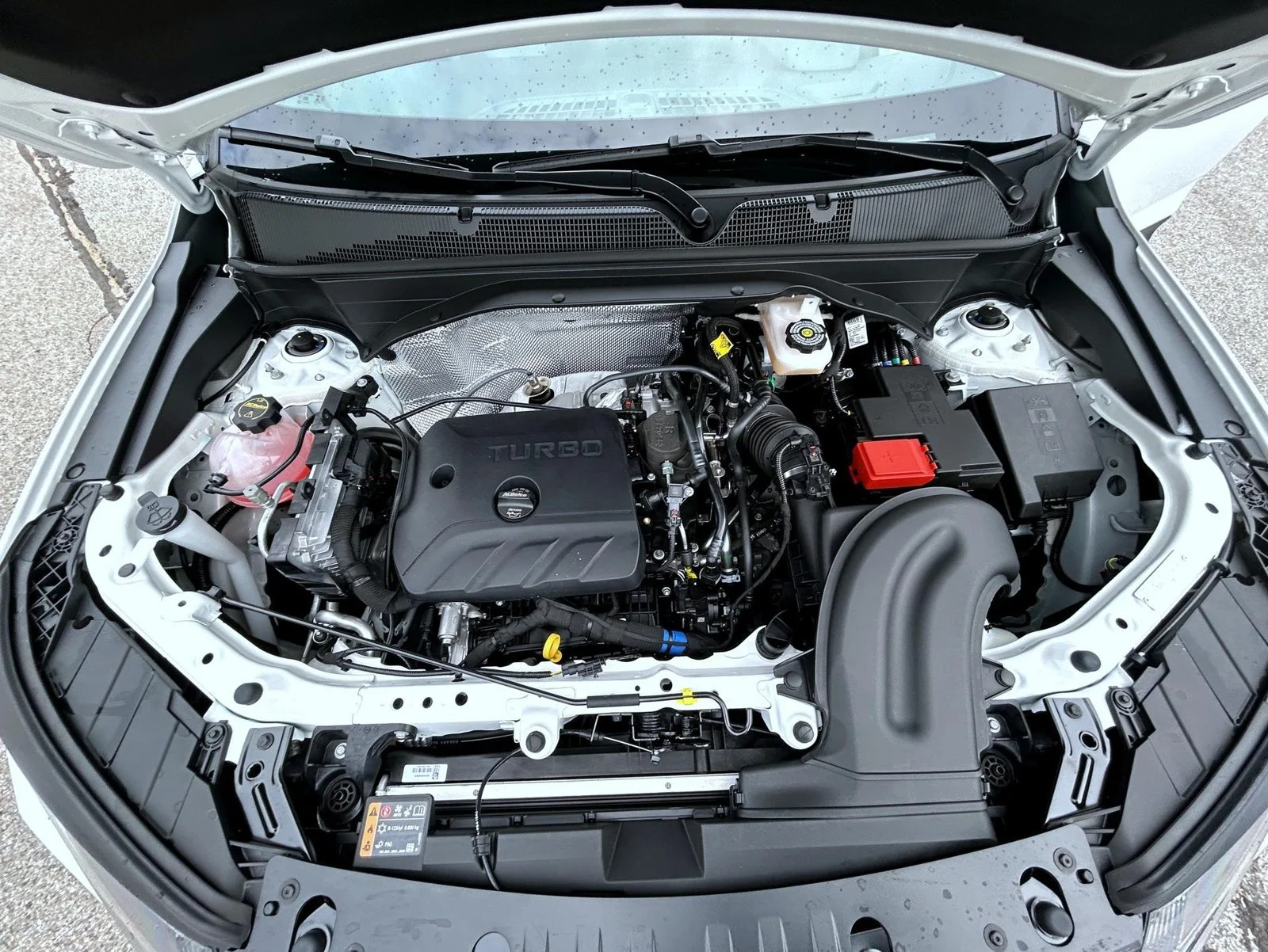 New 2026 Summit White Chevrolet LS image 24