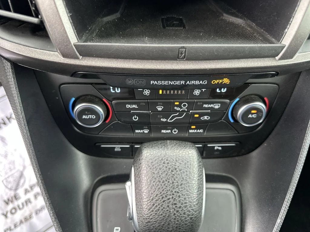 Used 2023 Gray Ford XLT image 24