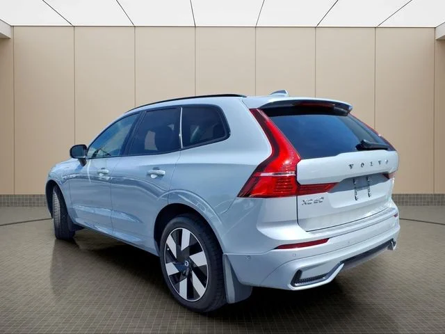 Used 2024 Gray Volvo Ultimate image 14