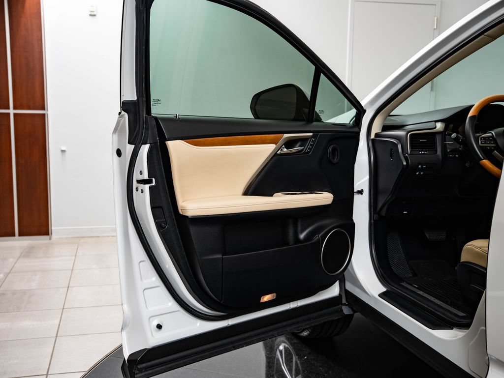 Used 2021 Eminent White Pearl Lexus 350 image 27