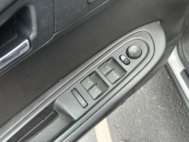 Used 2016 White GMC SLE-1 image 17
