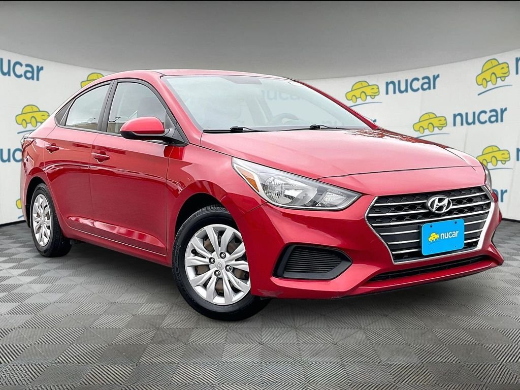 Used 2019 Pomegranate Red Metallic Hyundai SE image 1