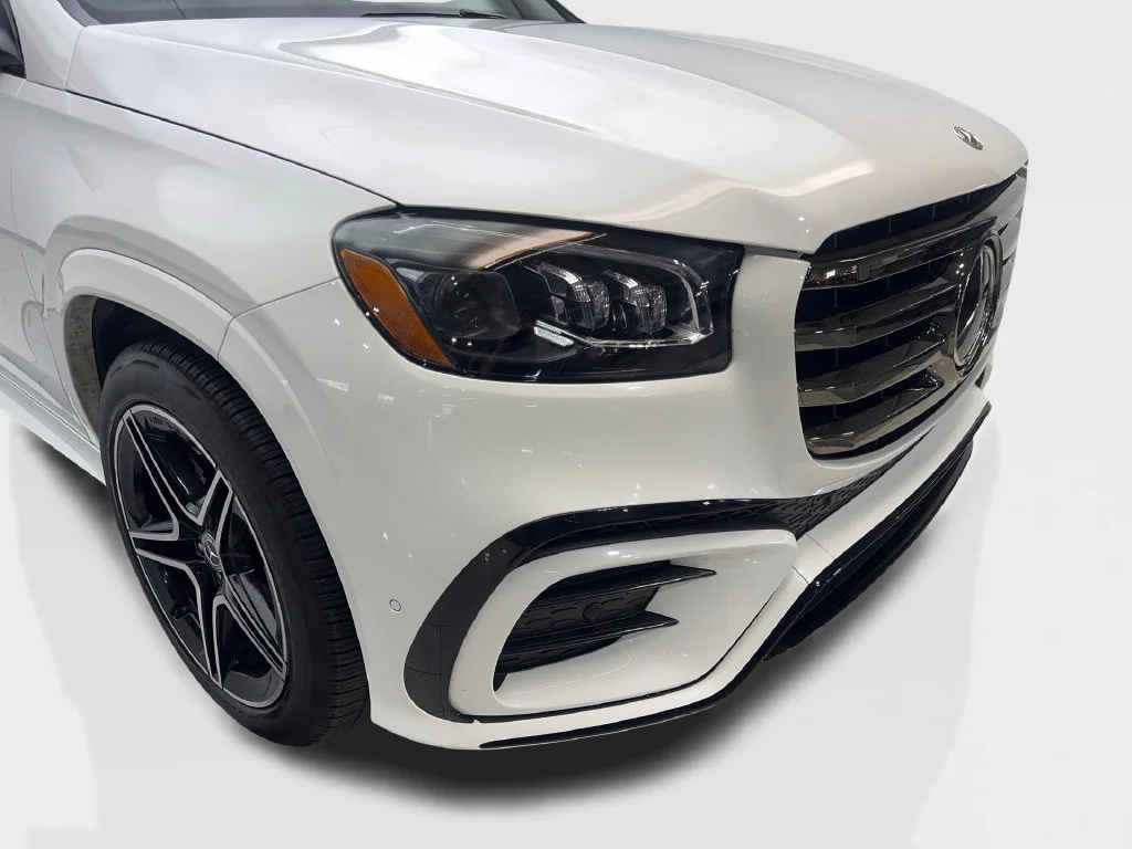 Used 2025 White Mercedes-Benz GLS 450 image 19