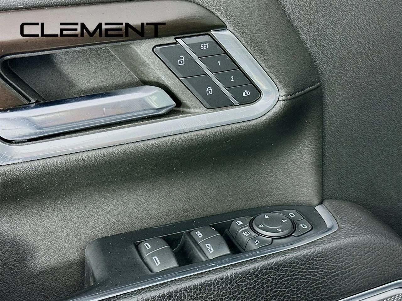 Used 2024 Sterling GMC Denali image 28
