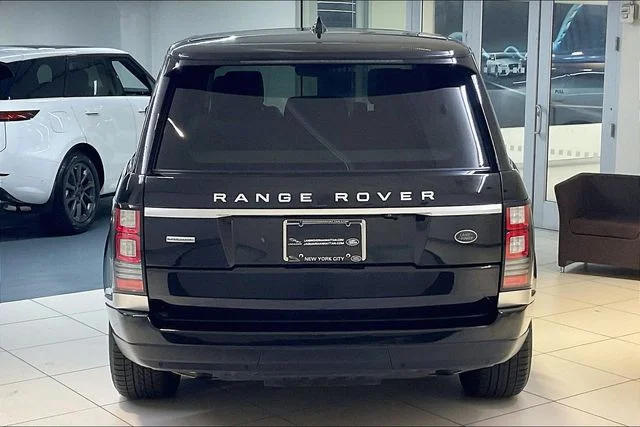 Used 2017 Black Land Rover 5.0L V8 Supercharged image 3