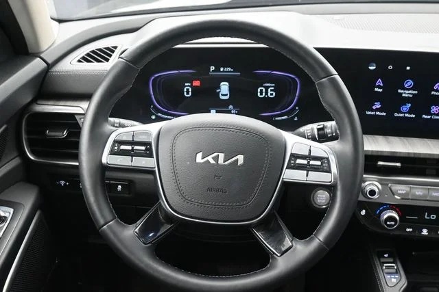 Used 2024 Ebony Black Kia EX image 26