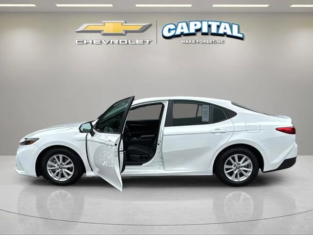 Used 2025 White Toyota LE image 9