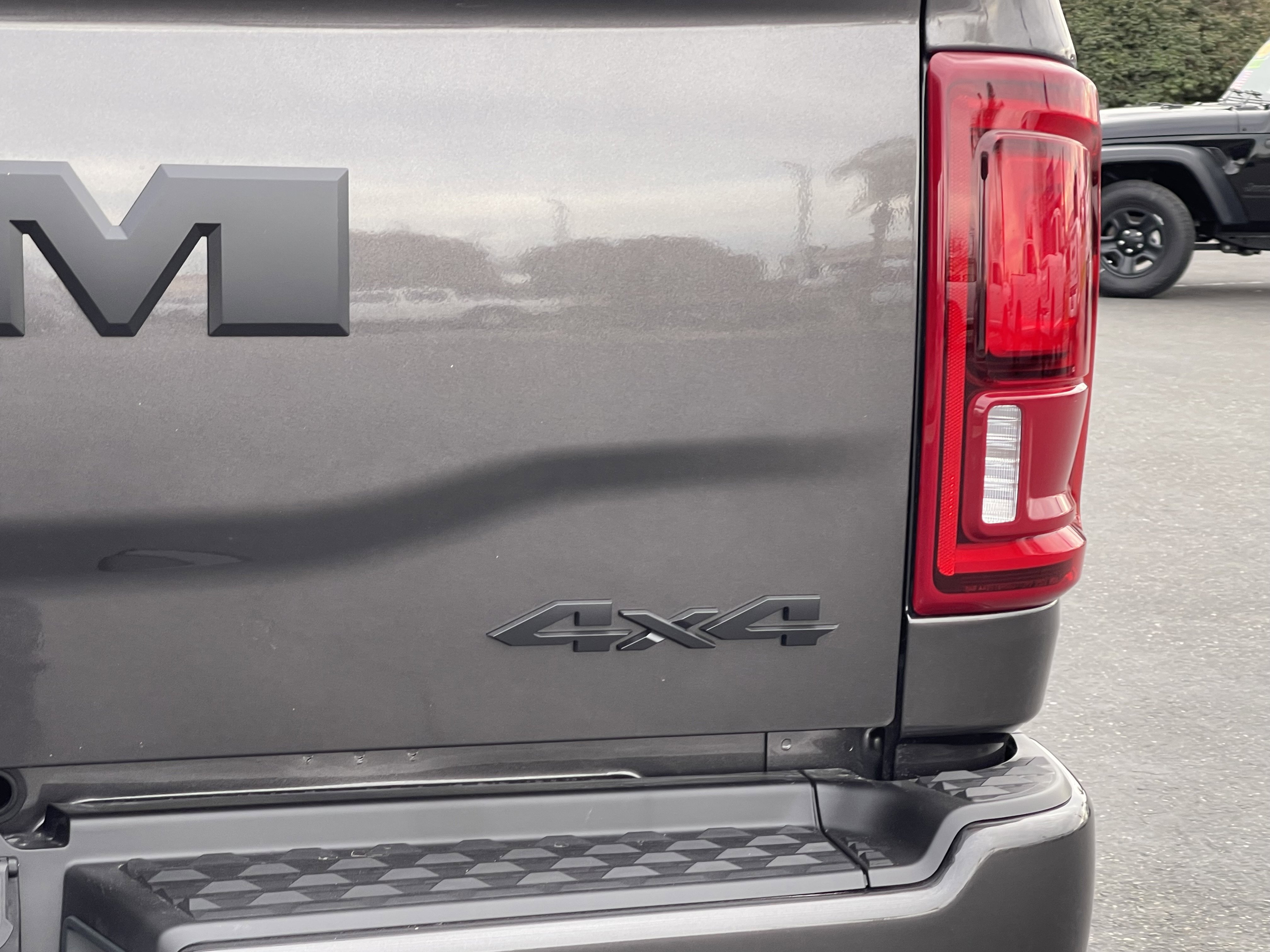 New 2026 Granite Crystal Metallic Clear-Coat Exterior Paint RAM Laramie image 14