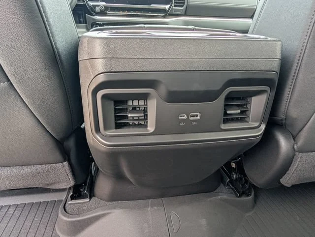 2026 Chevrolet Silverado 1500 LT Trail Boss - Photo 6
