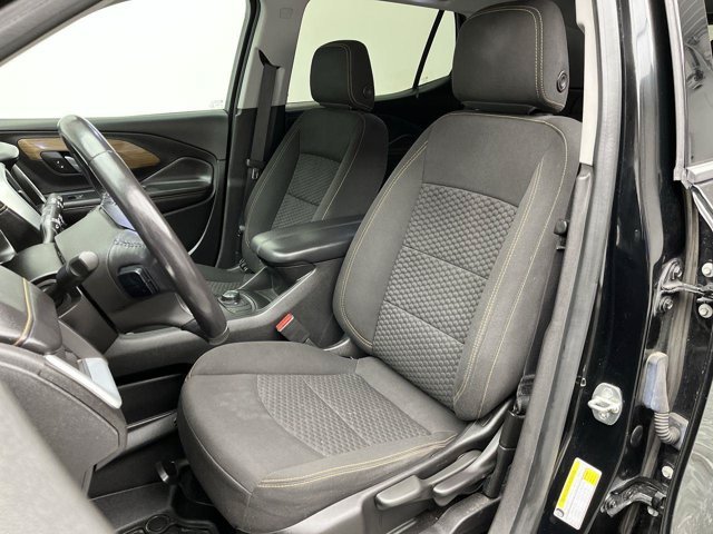 Used 2019 Ebony Twilight Metallic GMC SLE image 8