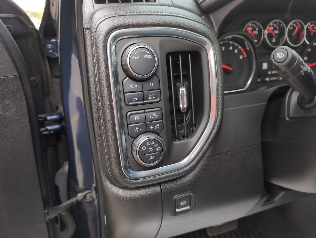 2021 Chevrolet Silverado 1500 LTZ - Photo 17