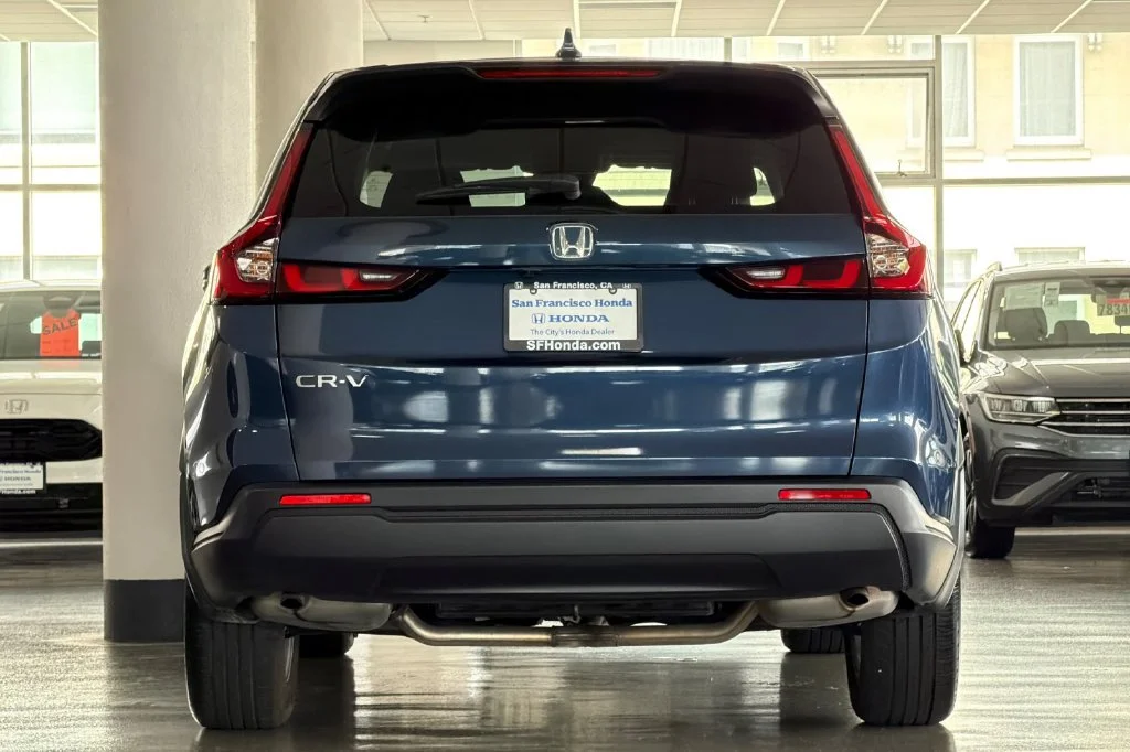 Used 2025 Canyon River Blue Metallic Honda EX image 7