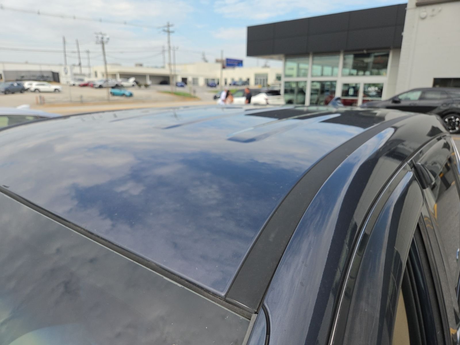 Used 2017 Blue Hyundai 2.4 image 5