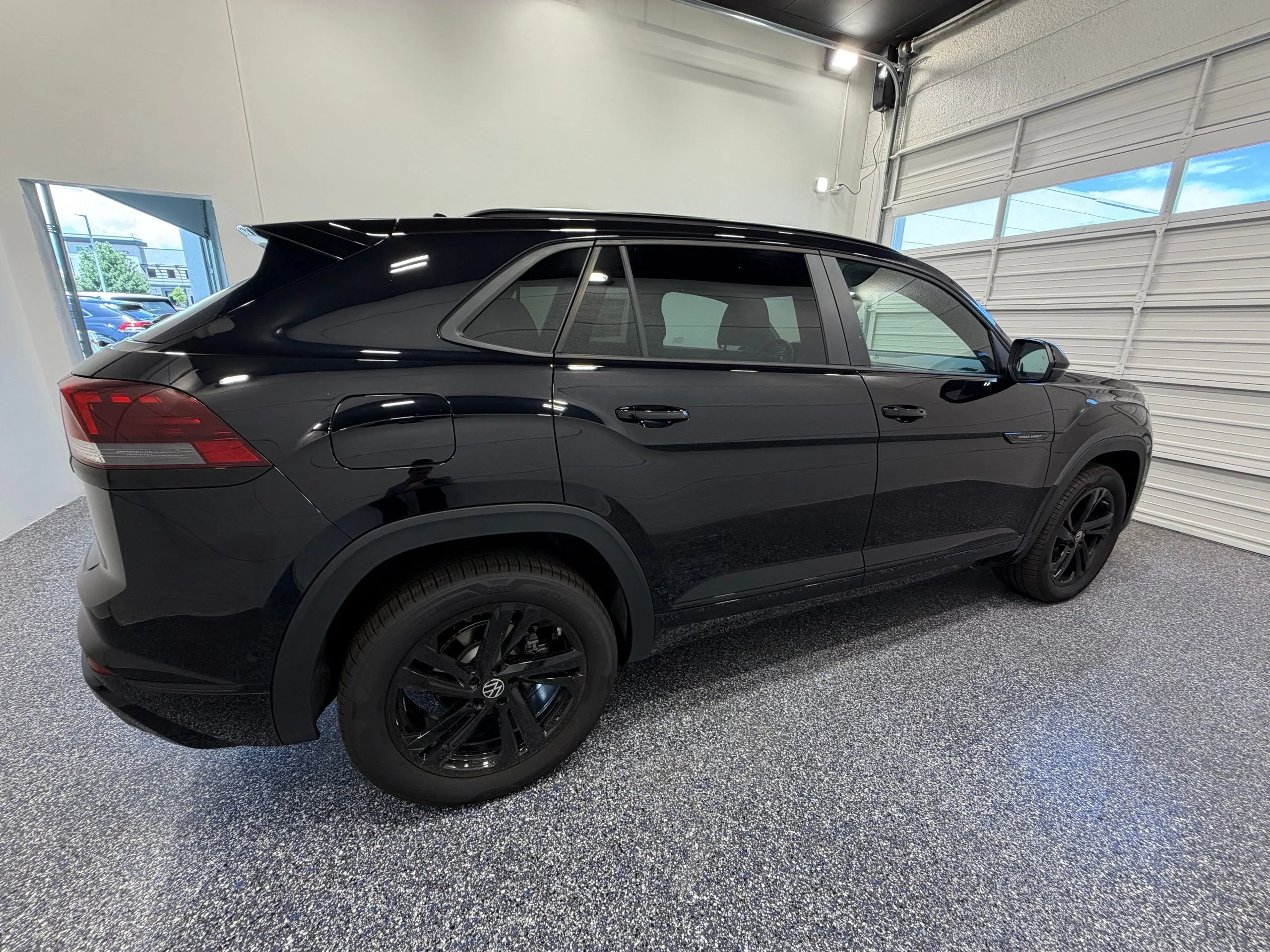 2026 Volkswagen Atlas Cross Sport SEL R-LINE - Photo 7