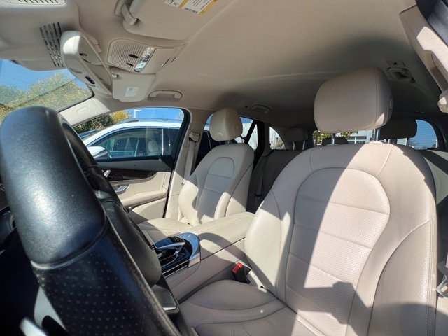 Used 2017 Black Mercedes-Benz GLC 300 image 21