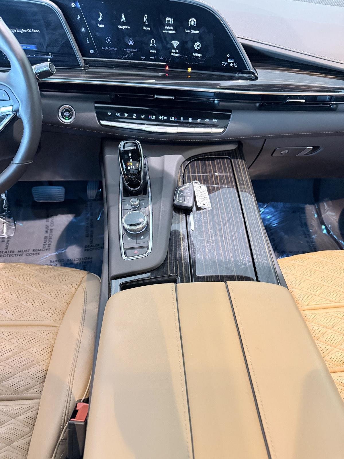 Used 2021 CRYSTAL WHITE TRICOAT Cadillac Premium Luxury image 50