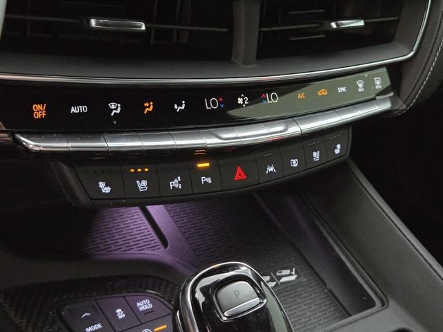 New 2026 Summit White Cadillac V-Series image 25
