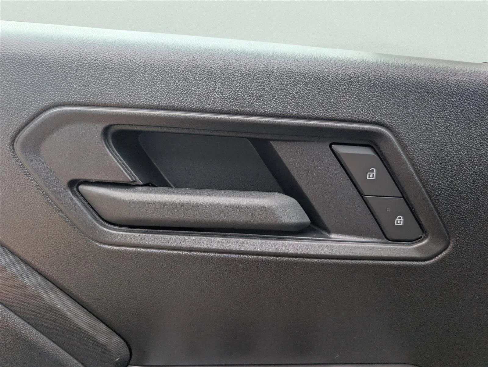 New 2026 Summit White Chevrolet Trail Boss image 32