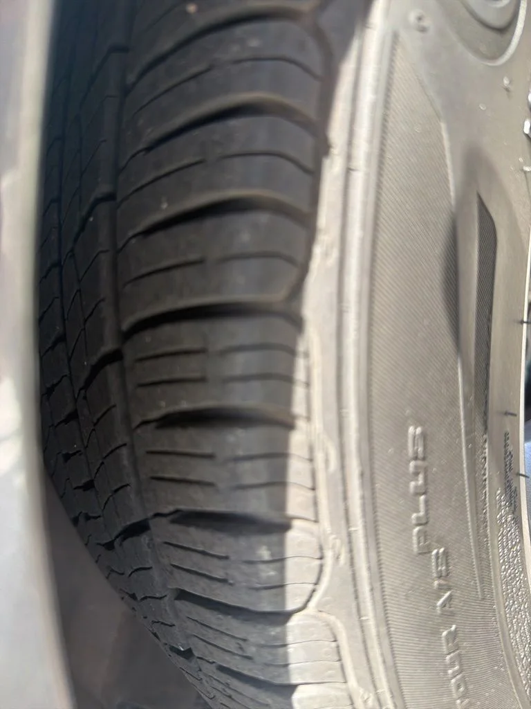 Used 2016 Gray Ford SE image 6