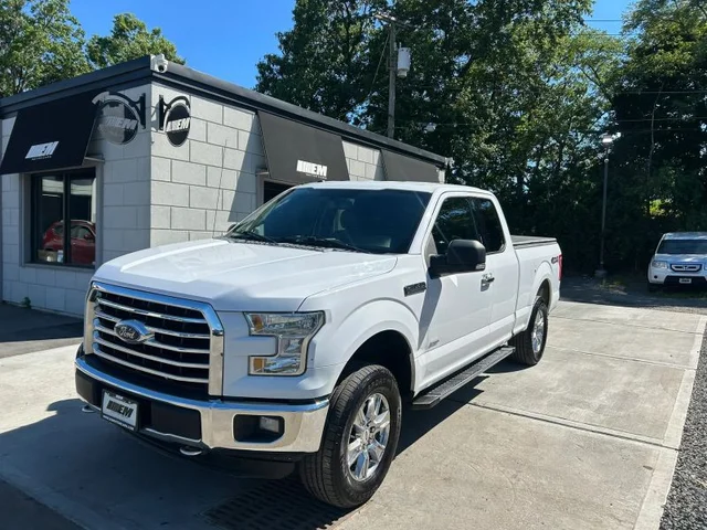 2015 Ford F150 Super Cab XLT Pickup 4D 6 1/2 ft