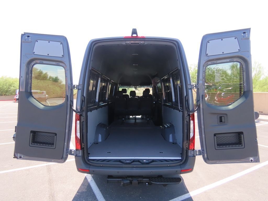 2025 Mercedes-Benz Sprinter Crew Van Base - Photo 30