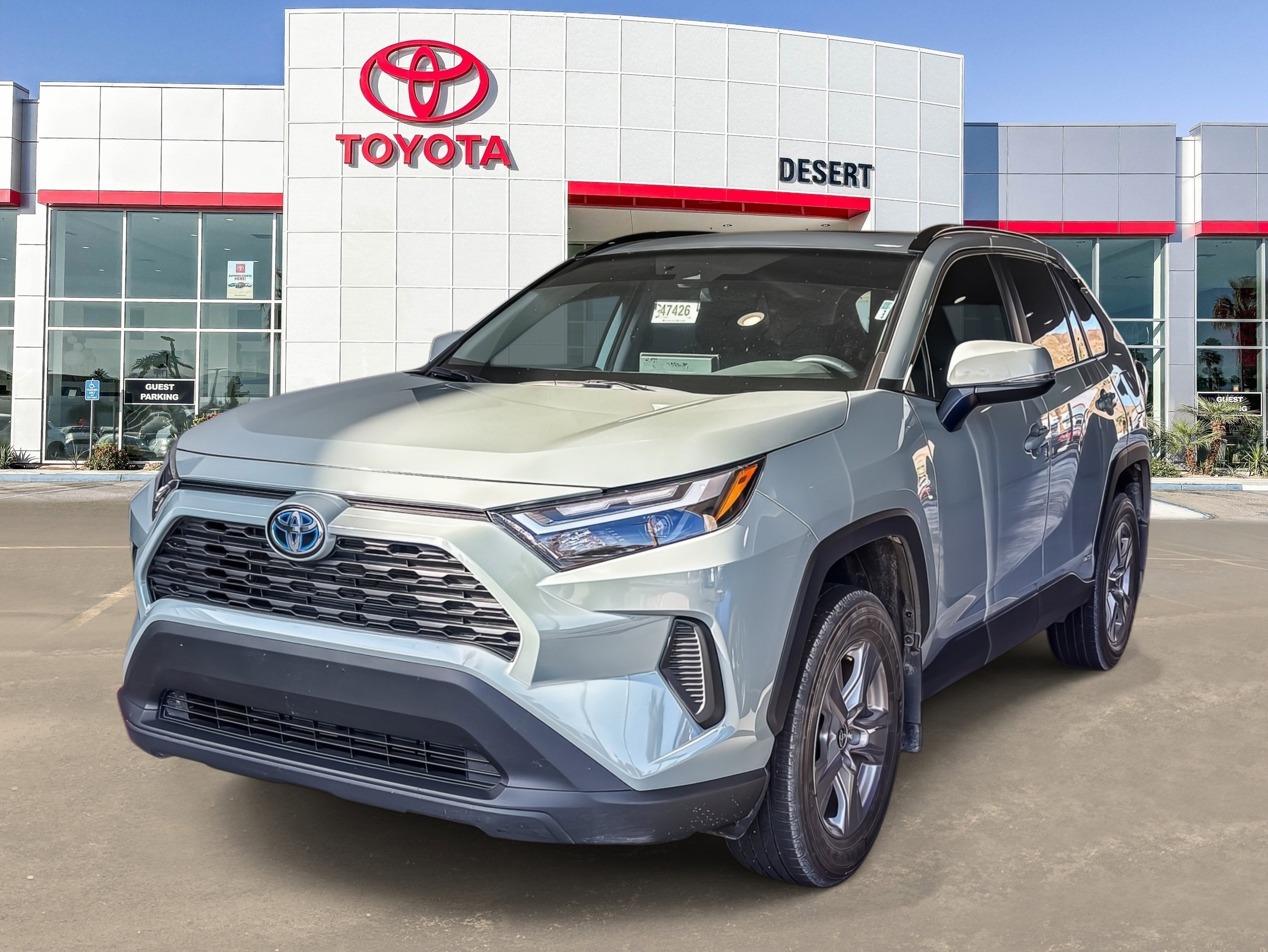 Used 2022 Lunar Rock Toyota Hybrid XLE image 3