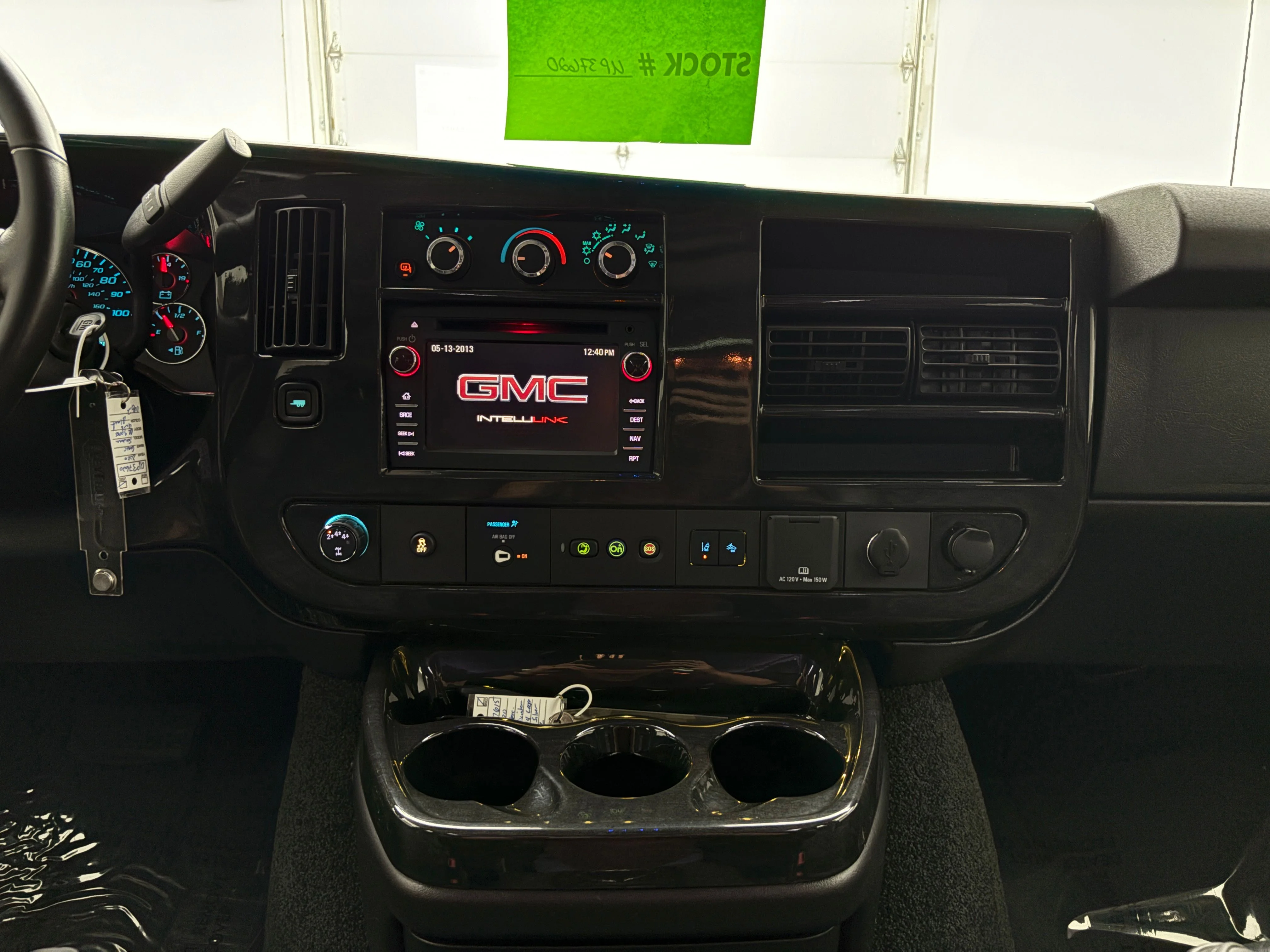 Used 2020 Onyx Black GMC Explorer Limited SE image 27