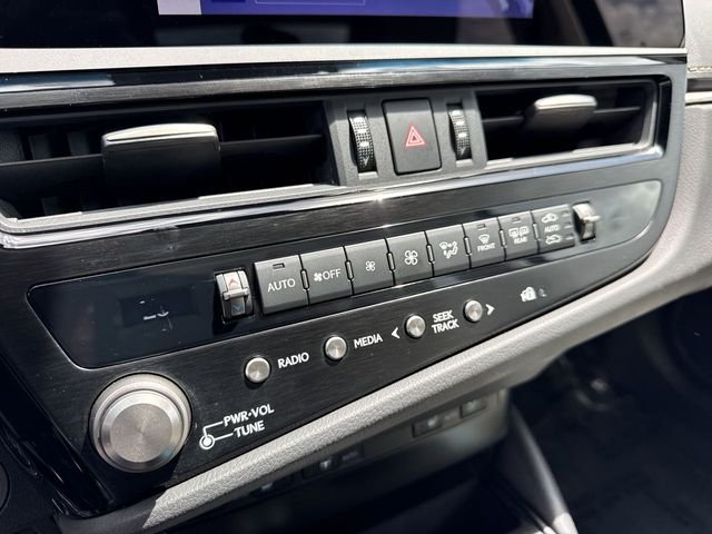 Certified Used 2024 OBSIDIAN Lexus 250 image 19