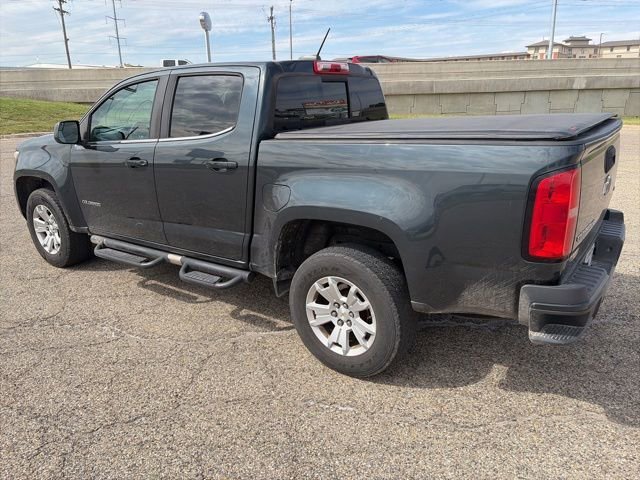 Used 2018 GRAPHITE METALLIC Chevrolet 2WD LT image 4