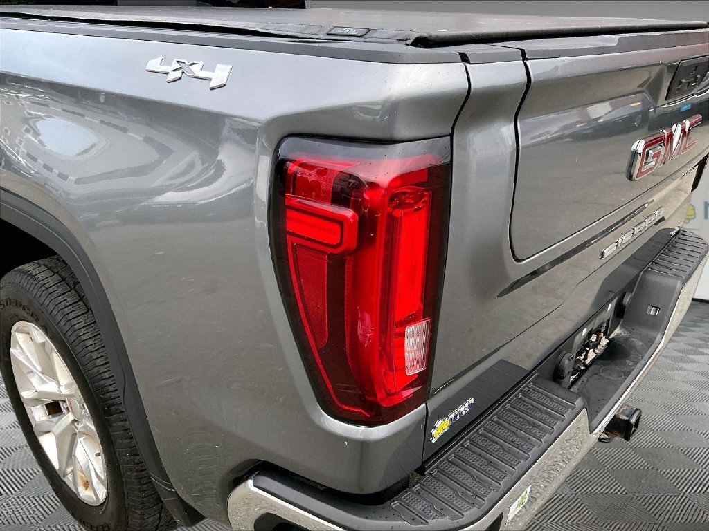 Used 2019 Gray GMC SLT image 34