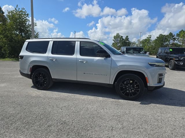 New 2026 Silver-Zynith Exterior Paint Jeep Summit Reserve image 2