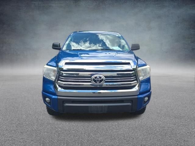 Used 2017 Blazing Blue Toyota SR5 image 3