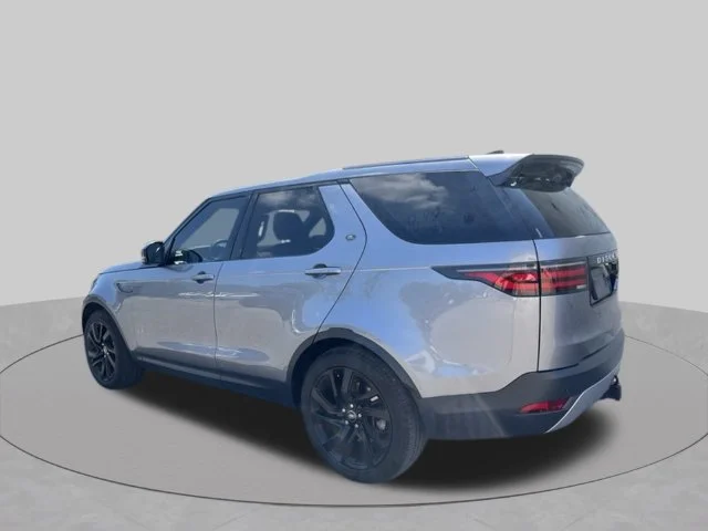 Used 2021 Eiger Gray Metallic Land Rover S image 8