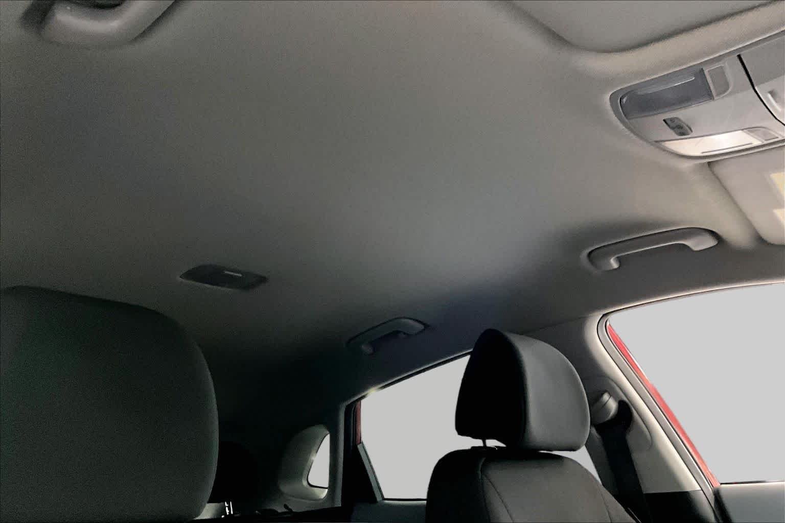 Used 2019 Black Roof Hyundai SEL image 14