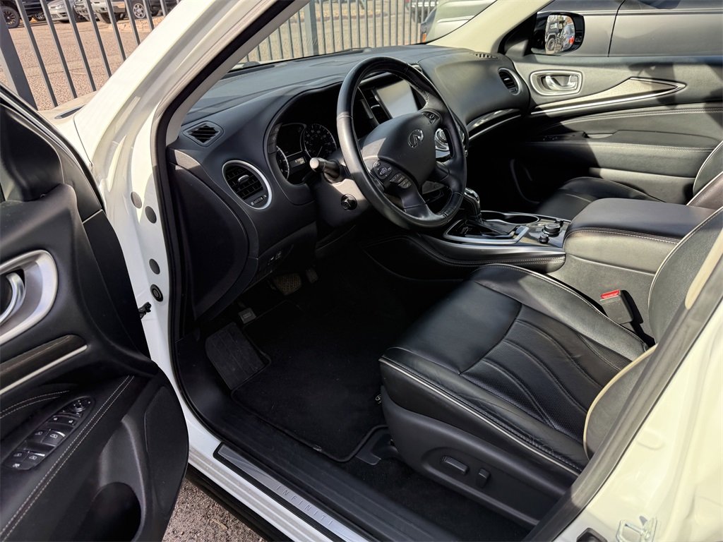 2017 Infiniti QX60 Base photo 3