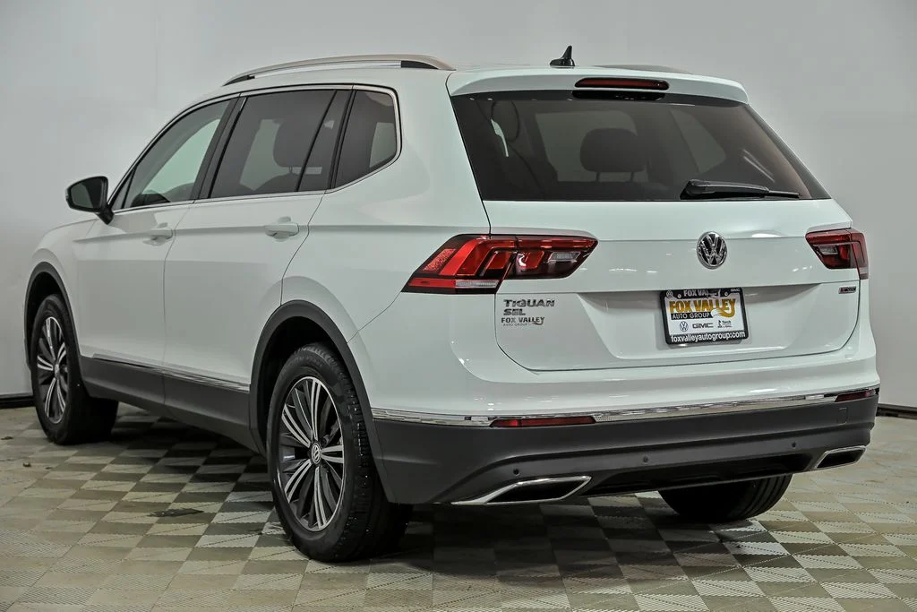 Used 2019  Volkswagen 2.0T SEL image 6