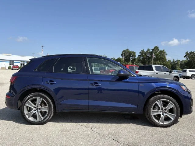 Used 2025 Blue Audi  image 24