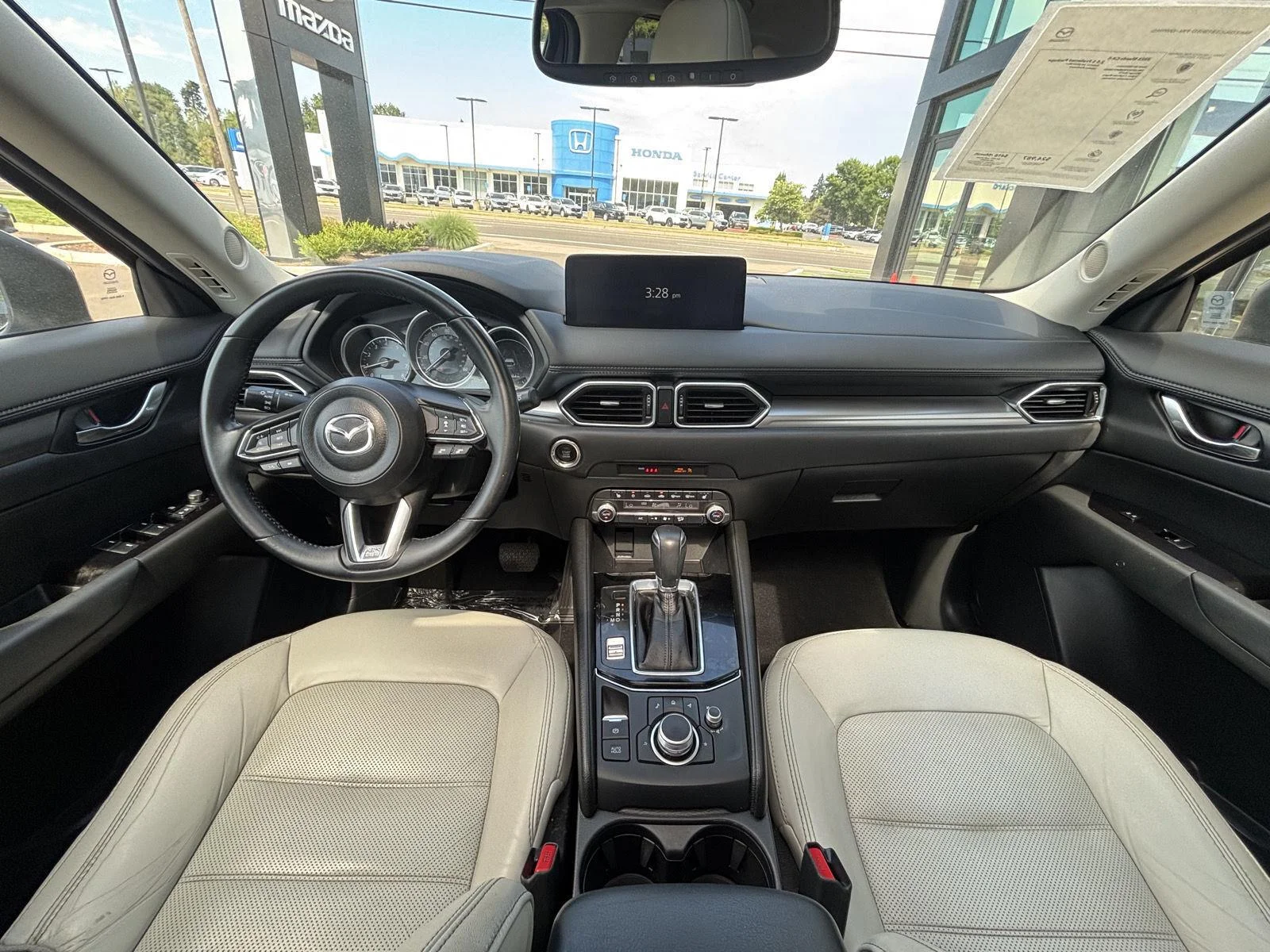 2023 Mazda CX-5 S Preferred package - Photo 18