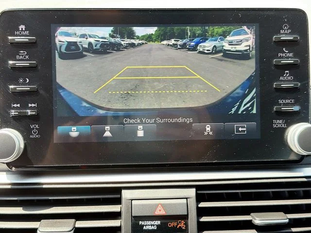 Used 2019 Black Honda Touring image 16