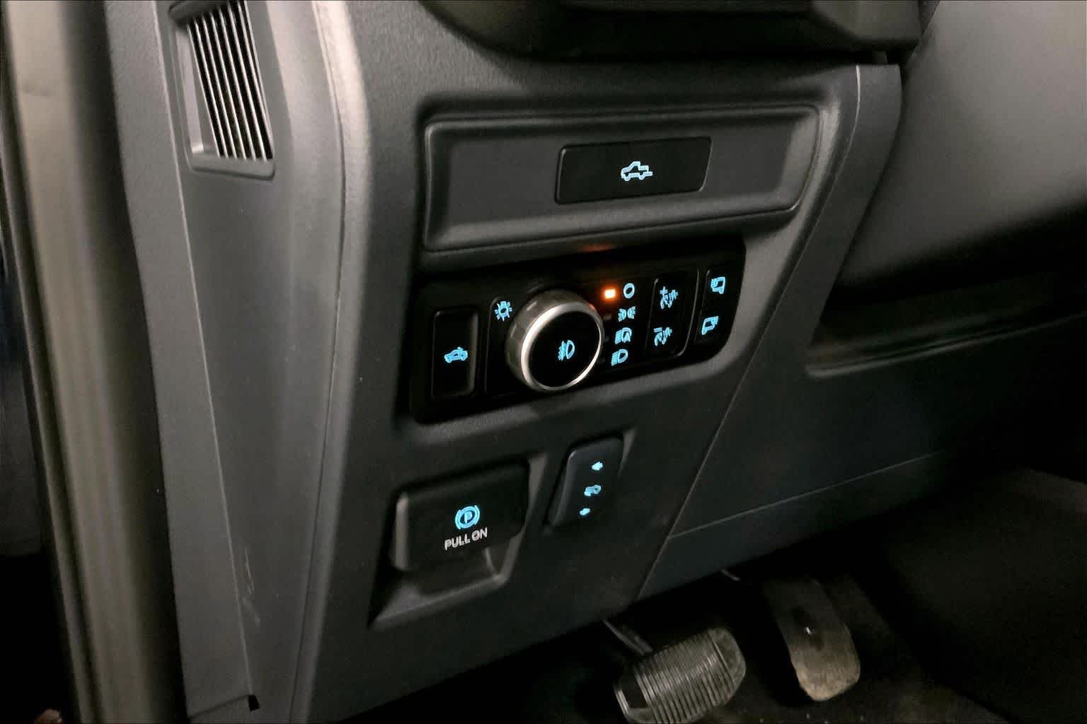 New 2026 Antimatter Blue Metallic Ford Platinum® image 18
