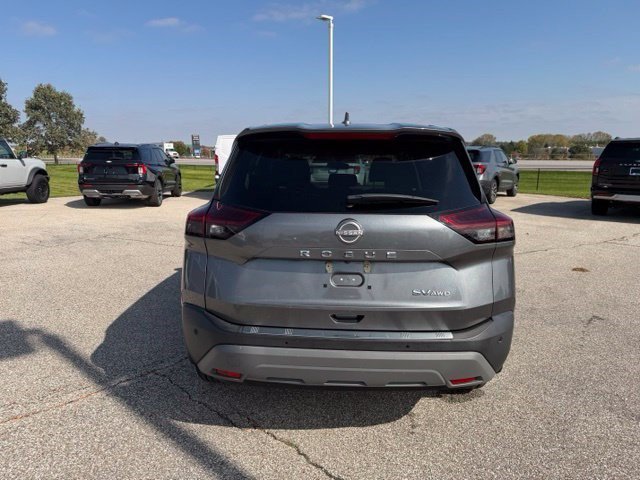Certified Used 2023 Gun Metallic Nissan SV image 6